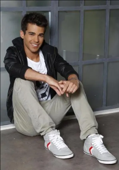 Ce garçon a le coeur sur la main, mais qui est-ce ?