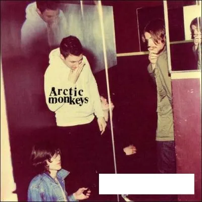 Quel nom porte cet album studio d'Arctic Monkeys ?