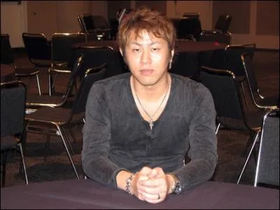 Qui est l'auteur de Rave Master ?