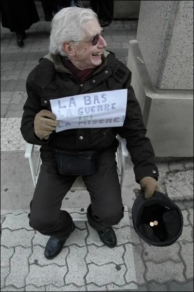 Avec un  M  en prfixe, elle semble moins pnible au soleil.