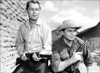 En 1958, il se retrouve entra�n� par Alan Ladd pour exploiter une mine d'or, dans un autre Western de Delmer Daves. Quel est ce film ?