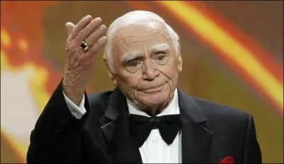 A quel �ge respectable est-il d�c�d� en 2012 ?