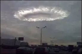 Cette extraordinaire photo, prise  Moscou, et qui n'est pas truque, nous montre quoi donc ?