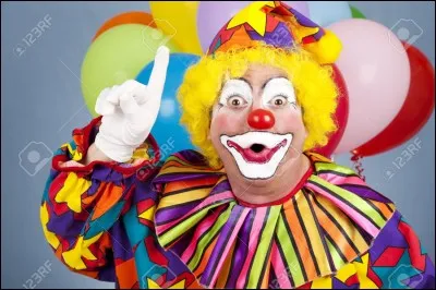 Jojo-le-Bafouilleur mange des sanwiches à la moutarde et porte des vêtements peu ordinaires. Souvent il s'embrouille dans ses propos. Il se singularise partout où il passe. Il est un peu (zozo) !