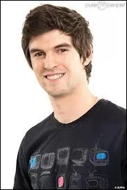 Comment s'appelle ce concurrent ?