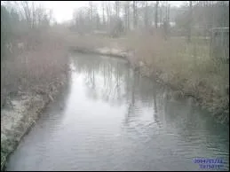 Dans quel dpartement Champardennais nat la rivire Serre ?