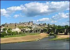 Vrai ou faux : l'Aude prend sa source dans le dpartement de l'Aude.