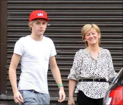 Comment se prnomme sa mre ?