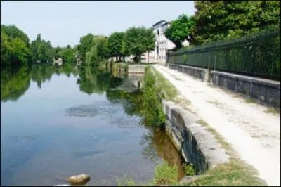 Dans quel dpartement la Charente prend-elle sa source ?