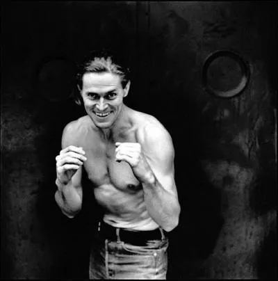 Avec un peu de chance, vous l'avez vu dans  Le chasseur , film de 2011 ou il essaie de piger le dernier tigre de Tasmanie !