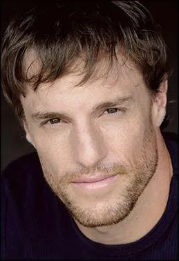 Quel est le tribut masculin du District 7 ?