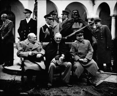 Ulcr par cet affront, Dark Vador dcide de frapper un grand coup, ni une ni deux, il se fait inviter, du 4 au 11 fvrier 1945,  la confrence de ...