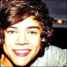 Avant d'tre avec les One Direction Harry faisait partie du groupe :