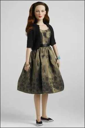 Voici Bella, vedette d'une autre saga, reconnaissable  ses chaussures de tennis notamment. A quelle occasion porte-t-elle cette tenue ?