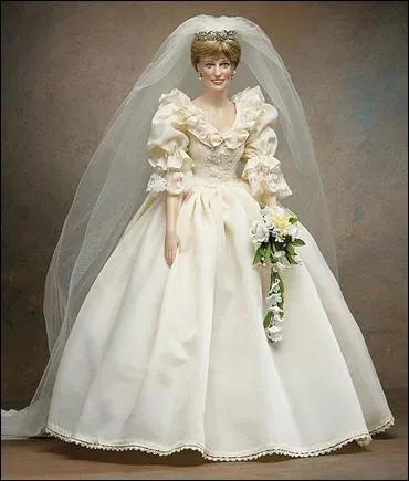 Cette marie, reconnaissable  sa robe qui a bahi les spectateurs, est bien sr ?