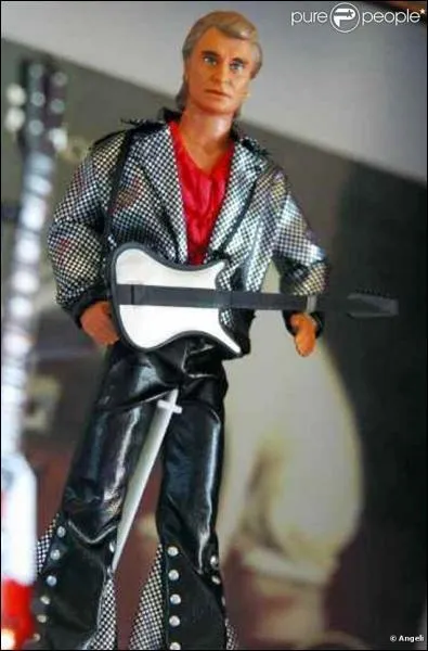 Cette Barbie est une rock star depuis les annes 60, c'est ?