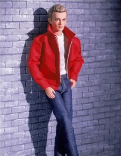 Qui est cet acteur qui adorait la vitesse et conduisait une Porsche ?