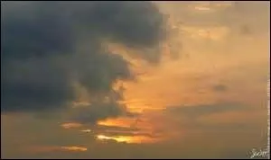 Il est midi, il fait encore tout noir (... ) horaire le soleil est en (... )