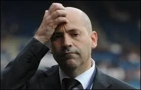 Quand on dit que quelqu'un est  baudruche , cette personne est :