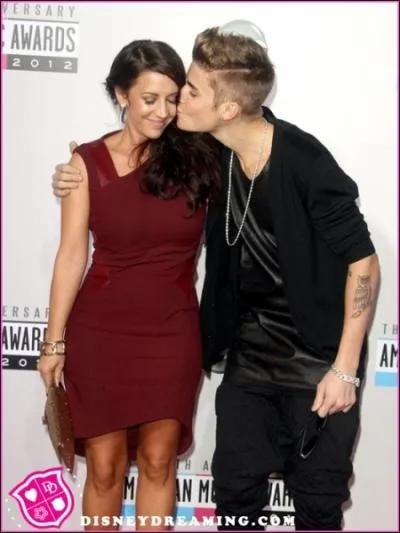 Comment se nomme sa mre ?