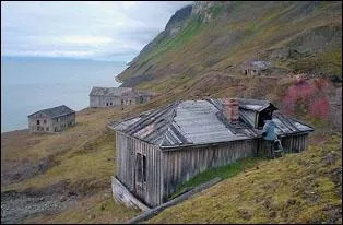 Quel nom porte cette ville fantme situe en Norvge ?