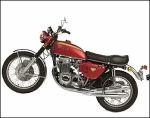 Et cette Honda rouge ?