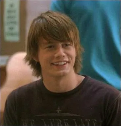 Qui joue le rle de Ned adolescent ?