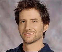 Qui joue le rle d'Eli James ?