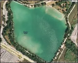 Quel dpartement possde la localit de Rumilly, borde de lacs ?