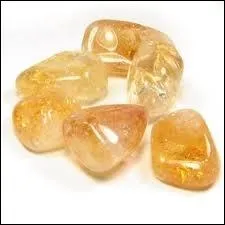 Oh ! On dirait des bonbons ! On appelle cette pierre :