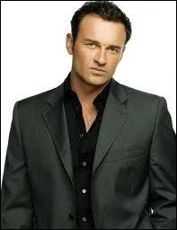 Dans quelle s�rie Julian Mc Mahon n'a-t-il pas jou� ?