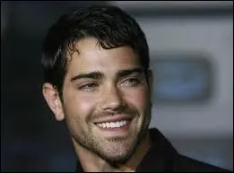 Dans quelle srie Jess Metcalfe n'a-t-il pas jou ?