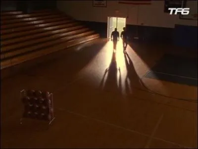 Quel est le nom du gymnase dans lequel jouent les Ravens ?