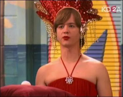 Pour qui Jackson travaille-t-il ?