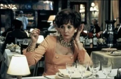 Acteur franais n en 1928 a, pendant sa 'garde  vue', jou  'pile ou face' : dsign pour participer  cette 'mortelle randonne' d'o il s'en est trouv 'miracul' :