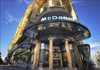 O� se trouve ce McDonald's ?