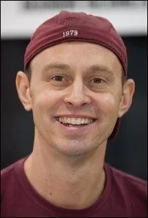 Comment s'appelle-t-il ?