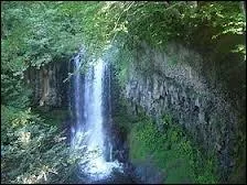 O se jette la Rhue ?