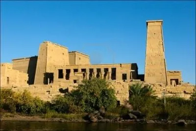  qui est ddi ce temple ?