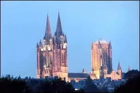 Associez la ville de Coutances, et sa cathdrale,  son dpartement ?