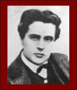 Peintre et sculpteur italien, considr comme un adepte de l'art figuratif. Son  Nu couch  (1917) est son tableau le plus connu ... .