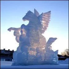 Quelle est cette ville qui nous propose son Festival de la neige agrment de magnifiques sculptures sur neige, et qui accueillit les Jeux Olympiques d'hiver en 1972 ?