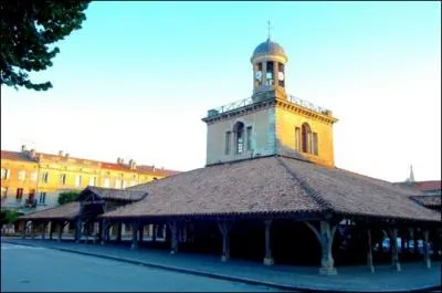 Quelle est cette ville de Haute-Garonne, clbre pour son march qui se tient au mme endroit depuis plus de 600 ans mais aussi pour tre le lieu de rsidence d'un rcent grand gagnant au Loto ?