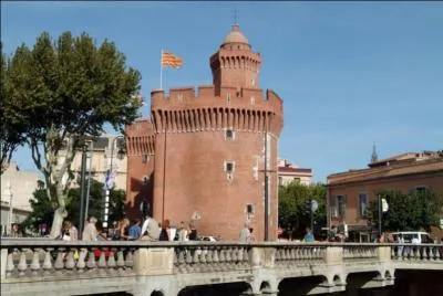 Dans quelle discipline sportive, Christian d'Oriola fut-il sacr� champion du monde � l'�ge de 18 ans ?