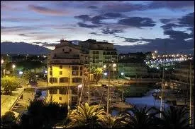 Voici l'image du port du Canet-en-Roussillon. Donnez son dpartement ?