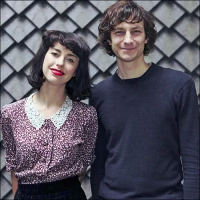 Ces deux chanteurs ont remport un immense succs, et rafl bon nombre de rcompenses en 2012 grce  leur duo 'Somebody That I Used To Know'. Qui sont-ils ?