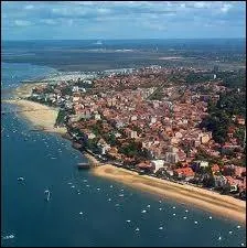 Quel est le dpartement d'appartenance de Lacanau ?