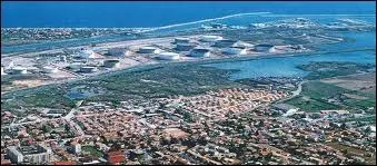 La vue arienne reprsente Frontignan. O est localise cette clbre station balnaire ?