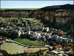 Roquefort-sur-Soulzon est mondialement connu pour son fromage de brebis. Quel est son dpartement ?