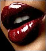 Le vampirisme clinique, et/ou l'auto-vampirisme, fait partie du syndrome de Renfield, mais il peut aussi tre retrouv dans d'autres cas de maladies ou d'affections.